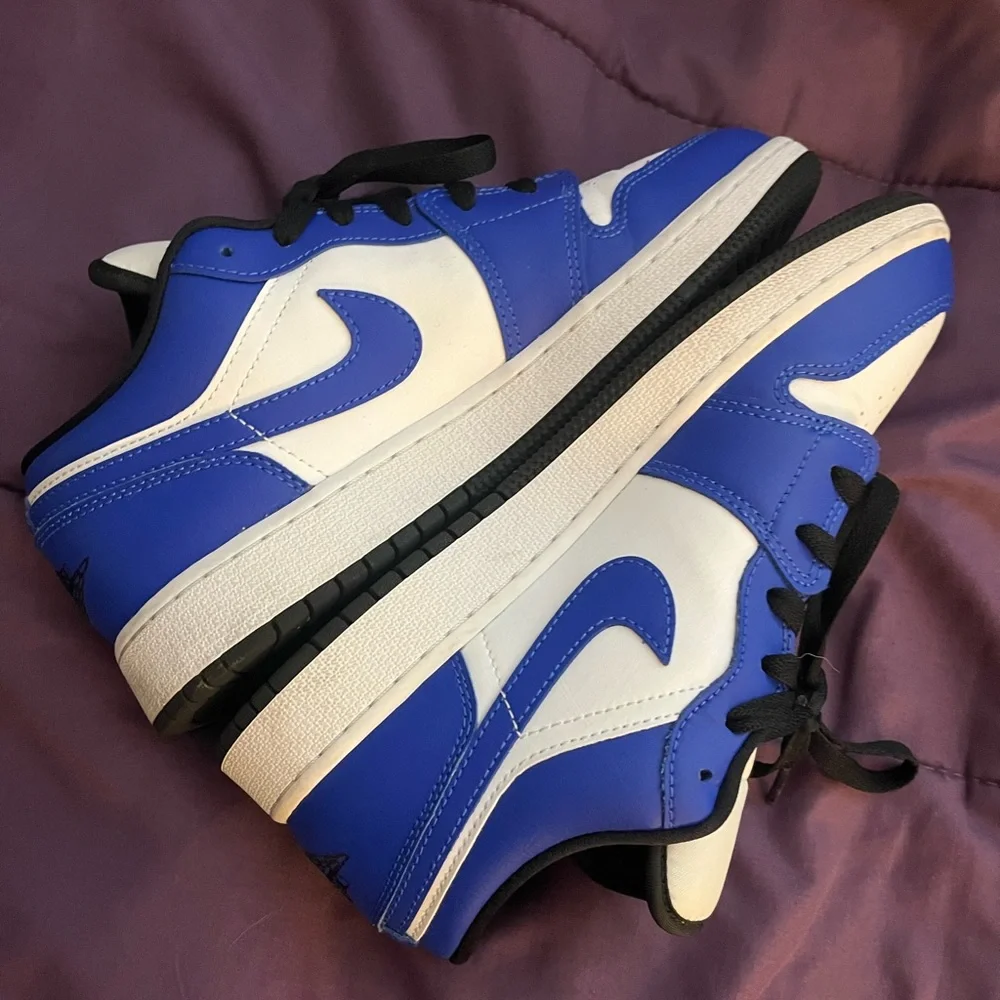 Jordan 1 Game Royals Low - mens size 7